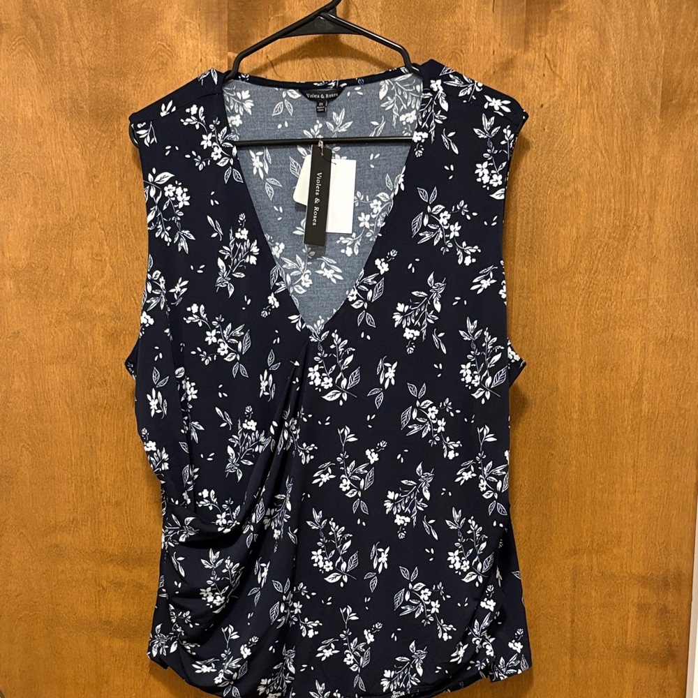 554. Violets & Roses Women's Navy Floral Sleeveless Wrap Like Top